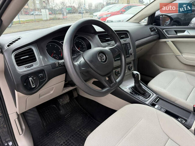 Серый Фольксваген Гольф, объемом двигателя 1.6 л и пробегом 272 тыс. км за 11200 $, фото 14 на Automoto.ua