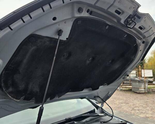 Сірий Фольксваген Гольф, об'ємом двигуна 1.6 л та пробігом 205 тис. км за 10499 $, фото 52 на Automoto.ua