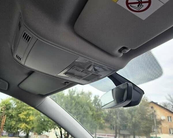 Сірий Фольксваген Гольф, об'ємом двигуна 1.6 л та пробігом 205 тис. км за 10499 $, фото 39 на Automoto.ua