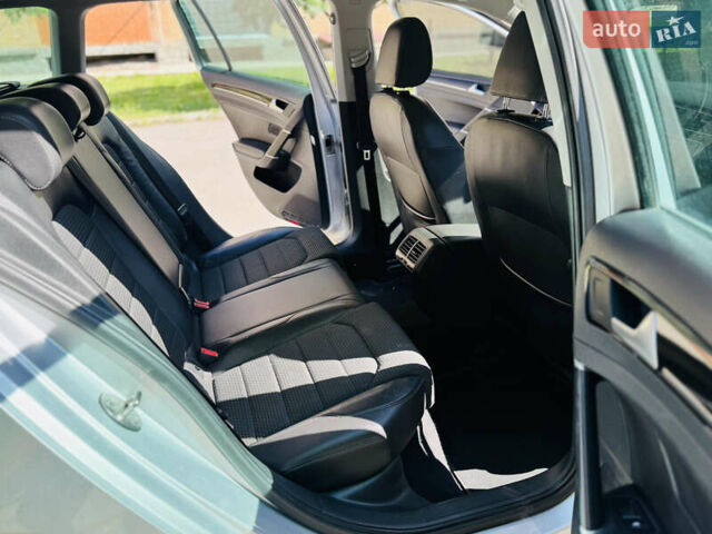 Серый Фольксваген Гольф, объемом двигателя 1.97 л и пробегом 92 тыс. км за 13300 $, фото 12 на Automoto.ua