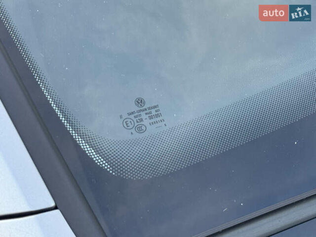 Сірий Фольксваген Гольф, об'ємом двигуна 1.6 л та пробігом 335 тис. км за 11999 $, фото 10 на Automoto.ua