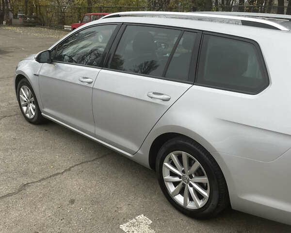 Серый Фольксваген Гольф, объемом двигателя 1.6 л и пробегом 331 тыс. км за 11200 $, фото 14 на Automoto.ua
