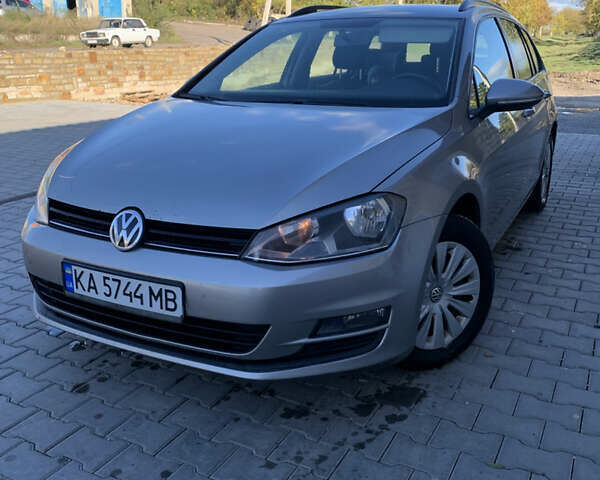 Фольксваген Гольф 2016 в Ямполь на Automoto.ua Серый Фольксваген Гольф, объемом двигателя 1.6 л и пробегом 297 тыс. км за 10500 $, фото 11 на Automoto.ua