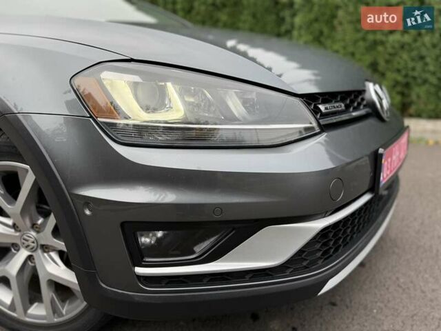 Серый Фольксваген Гольф, объемом двигателя 1.8 л и пробегом 199 тыс. км за 12200 $, фото 14 на Automoto.ua
