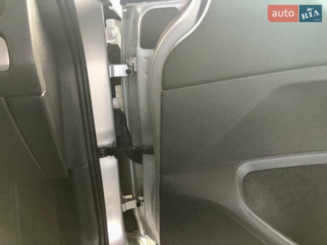 Сірий Фольксваген Гольф, об'ємом двигуна 1.8 л та пробігом 110 тис. км за 13200 $, фото 32 на Automoto.ua