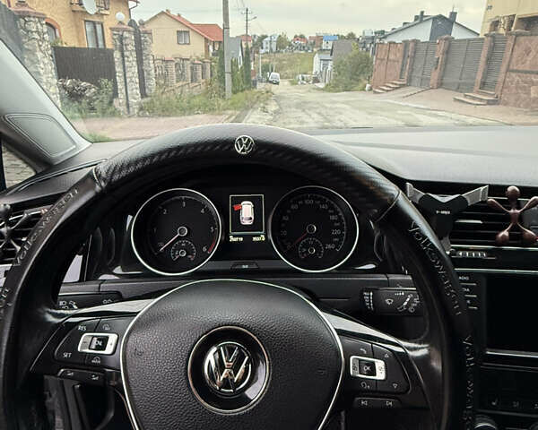 Серый Фольксваген Гольф, объемом двигателя 1.6 л и пробегом 250 тыс. км за 12300 $, фото 7 на Automoto.ua