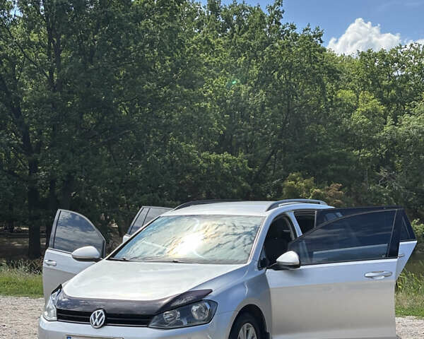 Серый Фольксваген Гольф, объемом двигателя 1.6 л и пробегом 250 тыс. км за 11200 $, фото 22 на Automoto.ua