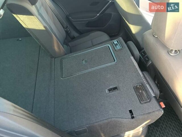 Фольксваген Гольф 2016 в Хмельницком на Automoto.ua Серый Фольксваген Гольф, объемом двигателя 1.6 л и пробегом 233 тыс. км за 10700 $, фото 44 на Automoto.ua