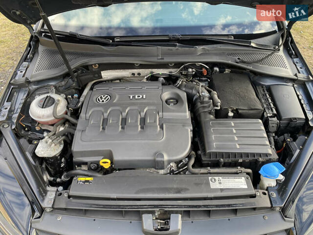 Сірий Фольксваген Гольф, об'ємом двигуна 2 л та пробігом 260 тис. км за 11900 $, фото 25 на Automoto.ua