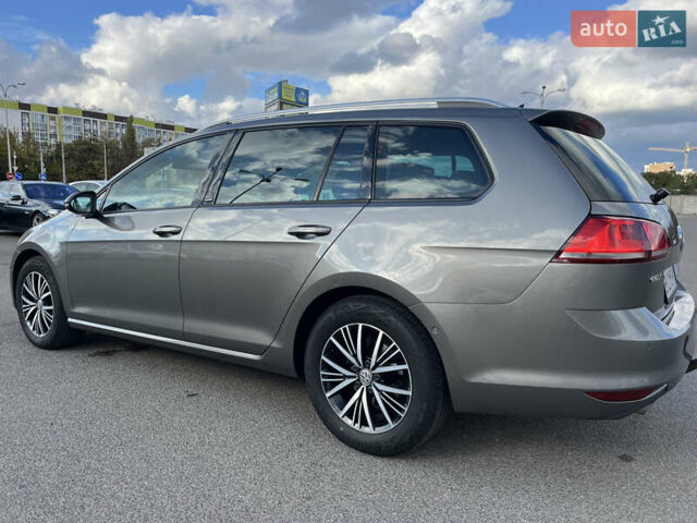 Серый Фольксваген Гольф, объемом двигателя 1.6 л и пробегом 251 тыс. км за 13500 $, фото 8 на Automoto.ua