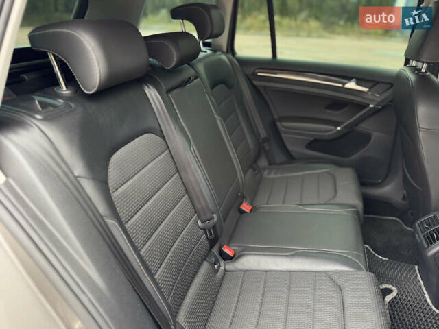 Сірий Фольксваген Гольф, об'ємом двигуна 1.97 л та пробігом 291 тис. км за 12499 $, фото 21 на Automoto.ua