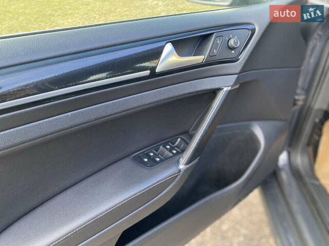 Сірий Фольксваген Гольф, об'ємом двигуна 2 л та пробігом 260 тис. км за 11900 $, фото 18 на Automoto.ua