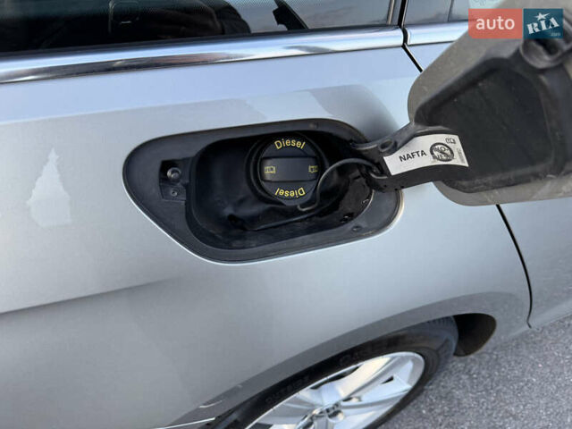 Сірий Фольксваген Гольф, об'ємом двигуна 1.6 л та пробігом 335 тис. км за 11999 $, фото 69 на Automoto.ua