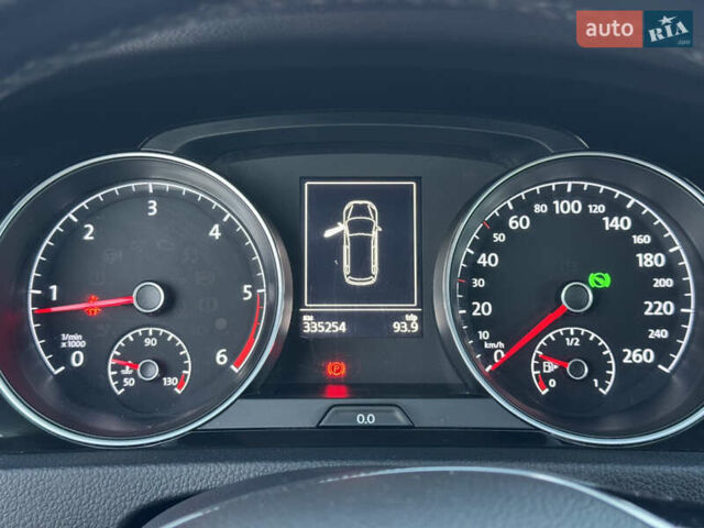Сірий Фольксваген Гольф, об'ємом двигуна 1.6 л та пробігом 335 тис. км за 11999 $, фото 54 на Automoto.ua