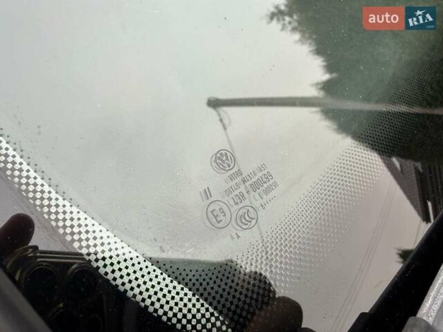 Серый Фольксваген Гольф, объемом двигателя 1.8 л и пробегом 199 тыс. км за 12200 $, фото 18 на Automoto.ua