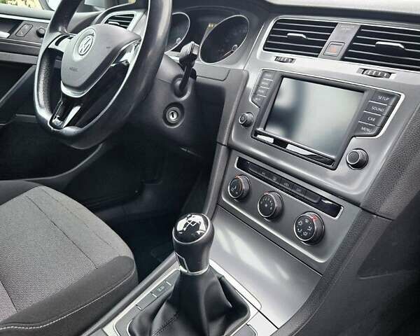 Сірий Фольксваген Гольф, об'ємом двигуна 1.6 л та пробігом 205 тис. км за 10499 $, фото 38 на Automoto.ua