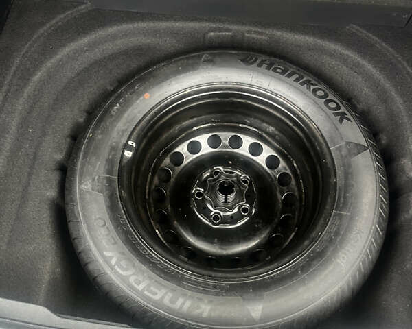 Серый Фольксваген Гольф, объемом двигателя 1.6 л и пробегом 198 тыс. км за 11350 $, фото 8 на Automoto.ua