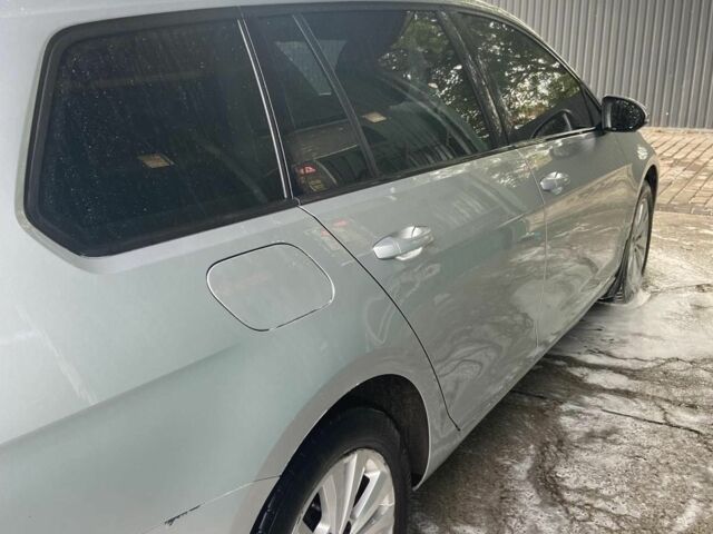 Серый Фольксваген Гольф, объемом двигателя 1 л и пробегом 258 тыс. км за 10600 $, фото 5 на Automoto.ua