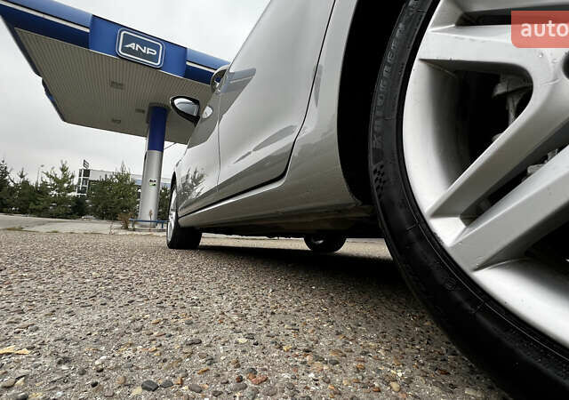 Серый Фольксваген Гольф, объемом двигателя 1.97 л и пробегом 300 тыс. км за 10700 $, фото 28 на Automoto.ua