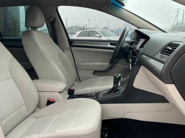 Сірий Фольксваген Гольф, об'ємом двигуна 1.6 л та пробігом 282 тис. км за 10500 $, фото 19 на Automoto.ua