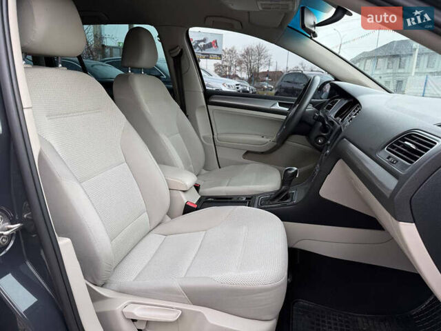 Серый Фольксваген Гольф, объемом двигателя 1.6 л и пробегом 272 тыс. км за 11200 $, фото 17 на Automoto.ua