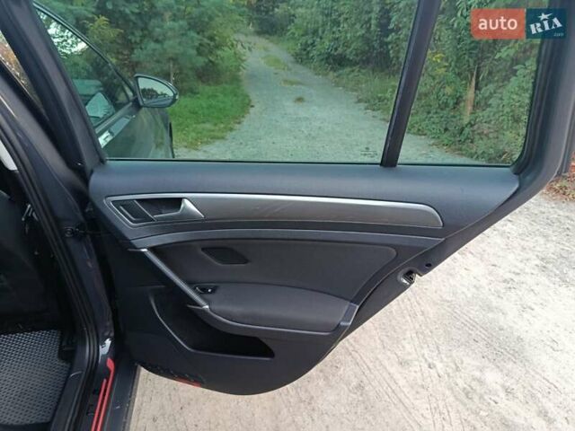 Серый Фольксваген Гольф, объемом двигателя 1.6 л и пробегом 331 тыс. км за 10900 $, фото 5 на Automoto.ua