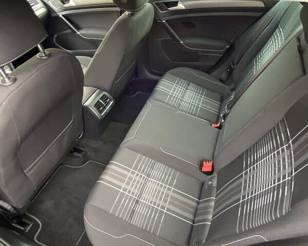 Серый Фольксваген Гольф, объемом двигателя 1.6 л и пробегом 237 тыс. км за 12200 $, фото 17 на Automoto.ua