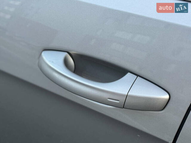 Сірий Фольксваген Гольф, об'ємом двигуна 1.6 л та пробігом 335 тис. км за 11999 $, фото 19 на Automoto.ua