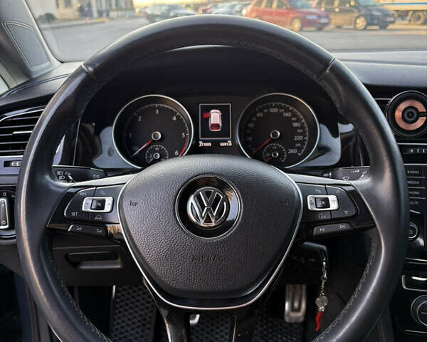 Серый Фольксваген Гольф, объемом двигателя 1.6 л и пробегом 280 тыс. км за 10999 $, фото 13 на Automoto.ua