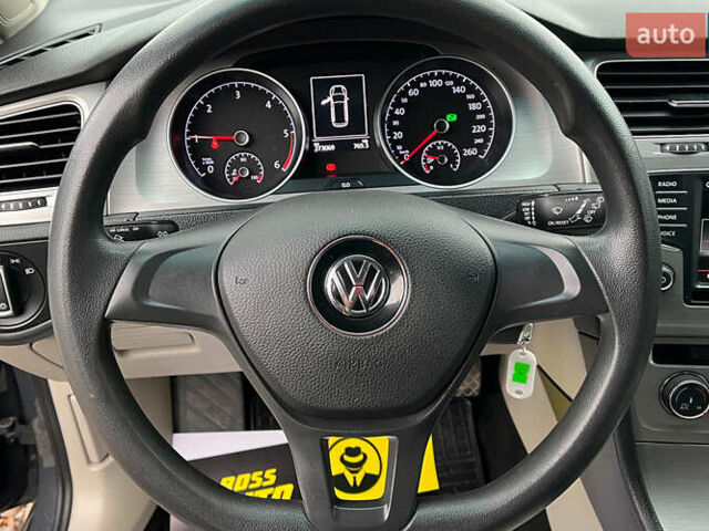 Сірий Фольксваген Гольф, об'ємом двигуна 1.6 л та пробігом 272 тис. км за 10500 $, фото 10 на Automoto.ua