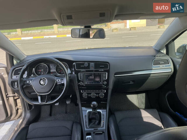 Серый Фольксваген Гольф, объемом двигателя 2 л и пробегом 238 тыс. км за 14000 $, фото 26 на Automoto.ua