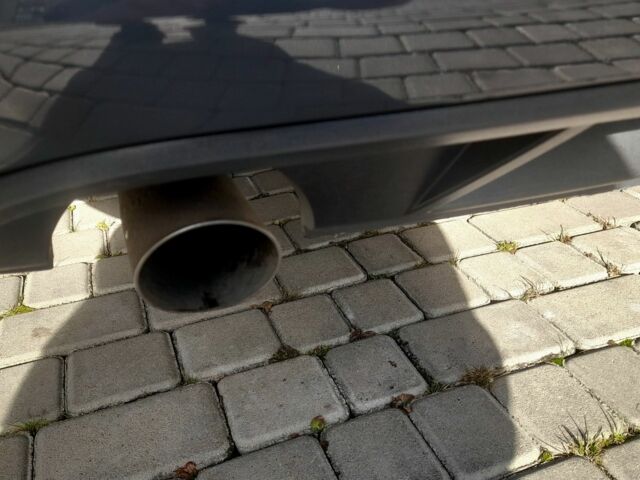 Серый Фольксваген Гольф, объемом двигателя 1.6 л и пробегом 250 тыс. км за 11000 $, фото 10 на Automoto.ua