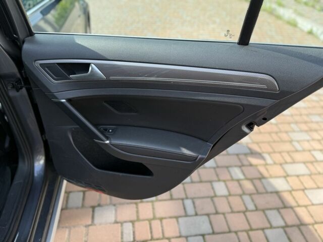 Серый Фольксваген Гольф, объемом двигателя 1.8 л и пробегом 199 тыс. км за 12500 $, фото 21 на Automoto.ua