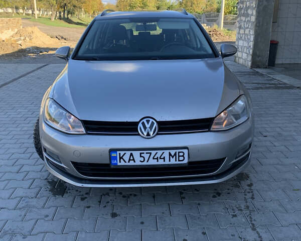 Фольксваген Гольф 2016 в Ямполь на Automoto.ua Серый Фольксваген Гольф, объемом двигателя 1.6 л и пробегом 297 тыс. км за 10500 $, фото 3 на Automoto.ua