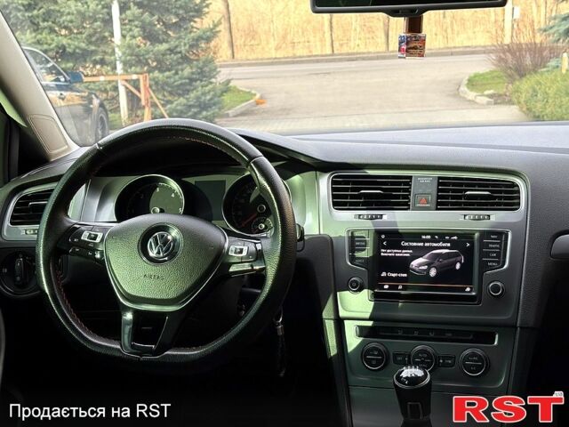 Серый Фольксваген Гольф, объемом двигателя 1.6 л и пробегом 214 тыс. км за 10500 $, фото 8 на Automoto.ua