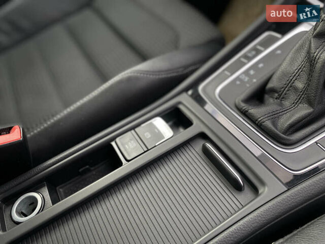 Сірий Фольксваген Гольф, об'ємом двигуна 2 л та пробігом 260 тис. км за 11900 $, фото 14 на Automoto.ua