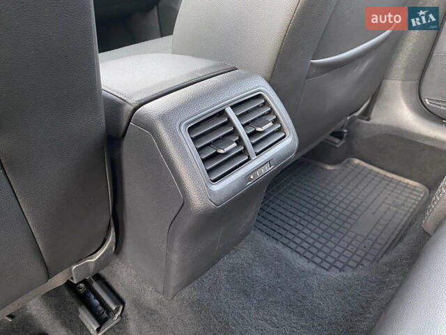 Сірий Фольксваген Гольф, об'ємом двигуна 2 л та пробігом 260 тис. км за 11900 $, фото 20 на Automoto.ua