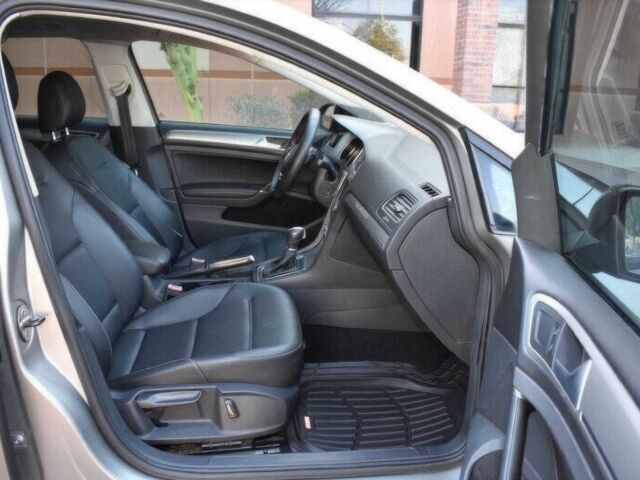 Серый Фольксваген Гольф, объемом двигателя 1.8 л и пробегом 76 тыс. км за 1600 $, фото 9 на Automoto.ua