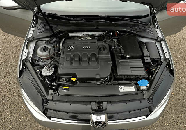 Серый Фольксваген Гольф, объемом двигателя 1.97 л и пробегом 300 тыс. км за 10700 $, фото 75 на Automoto.ua