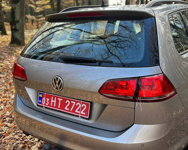 Сірий Фольксваген Гольф, об'ємом двигуна 1.6 л та пробігом 245 тис. км за 12500 $, фото 4 на Automoto.ua