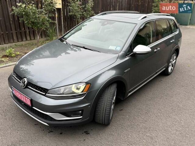 Серый Фольксваген Гольф, объемом двигателя 1.8 л и пробегом 199 тыс. км за 12200 $, фото 5 на Automoto.ua
