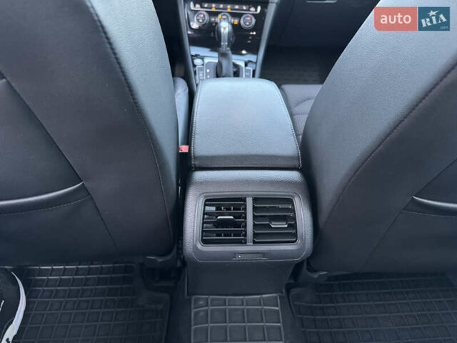 Сірий Фольксваген Гольф, об'ємом двигуна 1.6 л та пробігом 335 тис. км за 11999 $, фото 68 на Automoto.ua