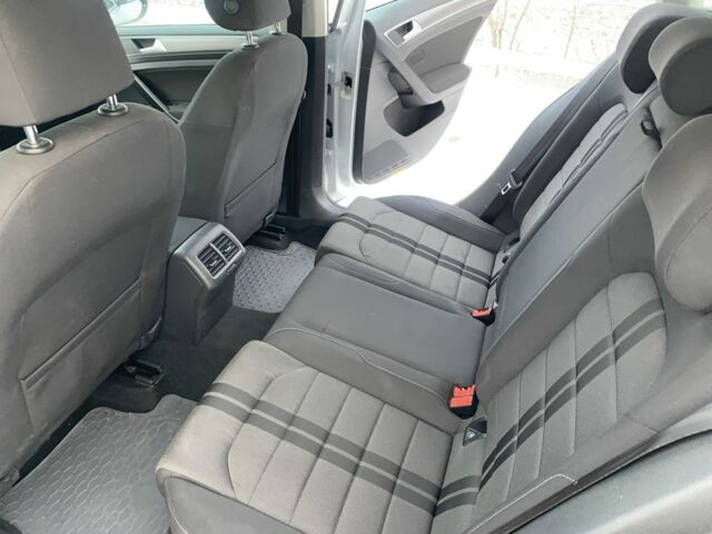 Сірий Фольксваген Гольф, об'ємом двигуна 1.6 л та пробігом 187 тис. км за 10500 $, фото 8 на Automoto.ua