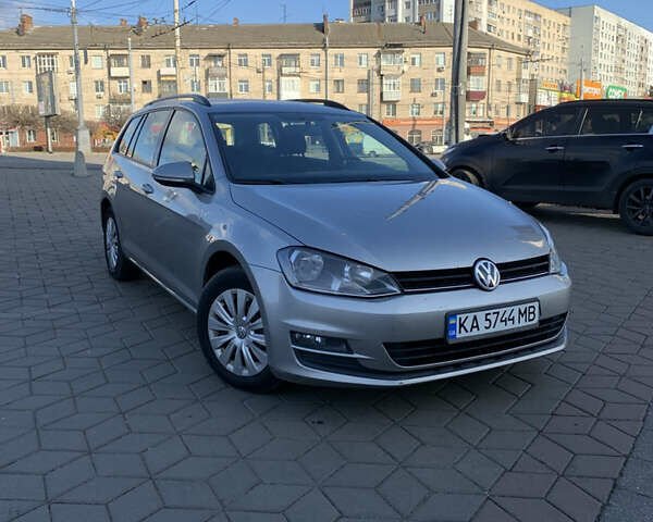 Серый Фольксваген Гольф, объемом двигателя 1.6 л и пробегом 298 тыс. км за 9900 $, фото 2 на Automoto.ua