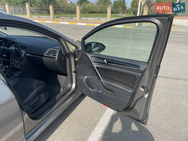 Серый Фольксваген Гольф, объемом двигателя 2 л и пробегом 238 тыс. км за 14000 $, фото 22 на Automoto.ua