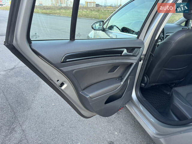 Сірий Фольксваген Гольф, об'ємом двигуна 1.6 л та пробігом 335 тис. км за 11999 $, фото 65 на Automoto.ua