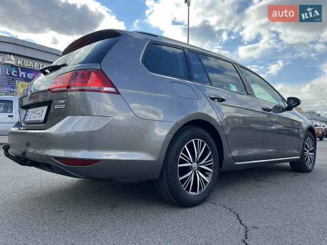 Серый Фольксваген Гольф, объемом двигателя 1.6 л и пробегом 251 тыс. км за 13500 $, фото 7 на Automoto.ua