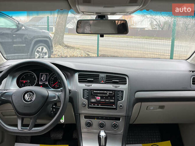 Сірий Фольксваген Гольф, об'ємом двигуна 1.6 л та пробігом 282 тис. км за 10500 $, фото 9 на Automoto.ua
