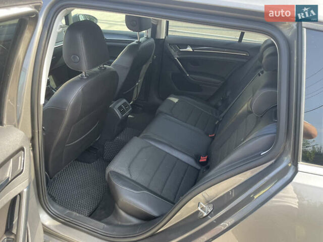 Серый Фольксваген Гольф, объемом двигателя 2 л и пробегом 238 тыс. км за 14000 $, фото 24 на Automoto.ua