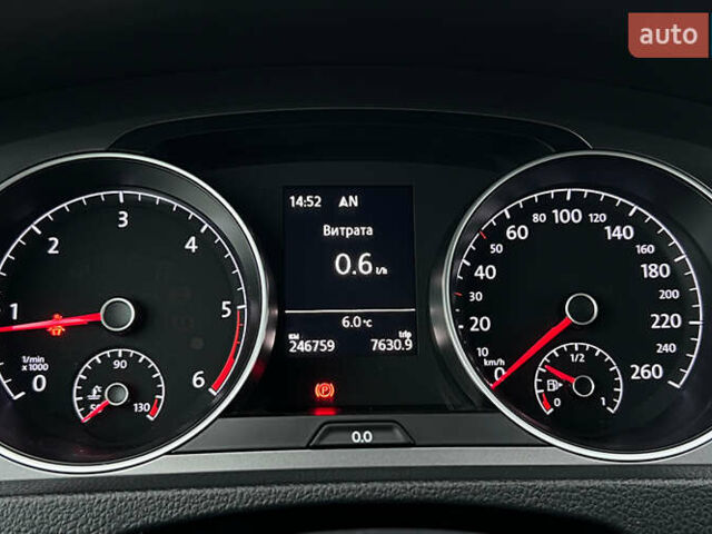 Серый Фольксваген Гольф, объемом двигателя 1.6 л и пробегом 247 тыс. км за 11500 $, фото 8 на Automoto.ua